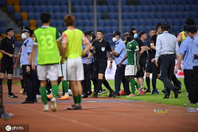 蓝羽：京哥饰演的这个角色刀马，能不能给大家讲讲？
