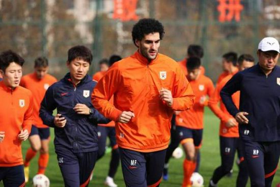 届时电影频道将推出融 第二届中国喜剧电影周闭幕嘉宾 于适梁龙等出席 2025-07-11 喜聚辽宁，快乐满屏！